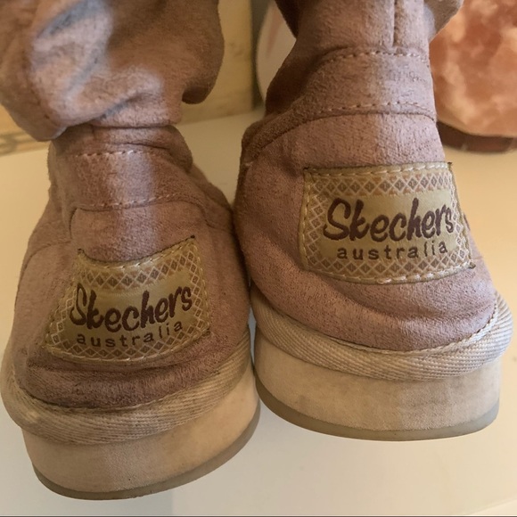 SKETCHERS beige faux suede size 7 women’s boots - Picture 4 of 9